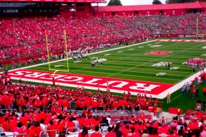 Rutgers Football is a fun thing to do in Middlesex County